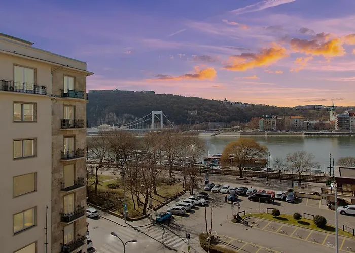 Апартаменты Jackquaters